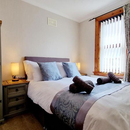 Inverness City 3 Bedroom House Free Parking Buitenkant foto