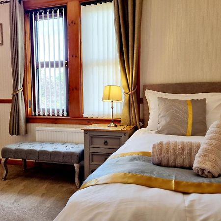 Inverness City 3 Bedroom House Free Parking Buitenkant foto