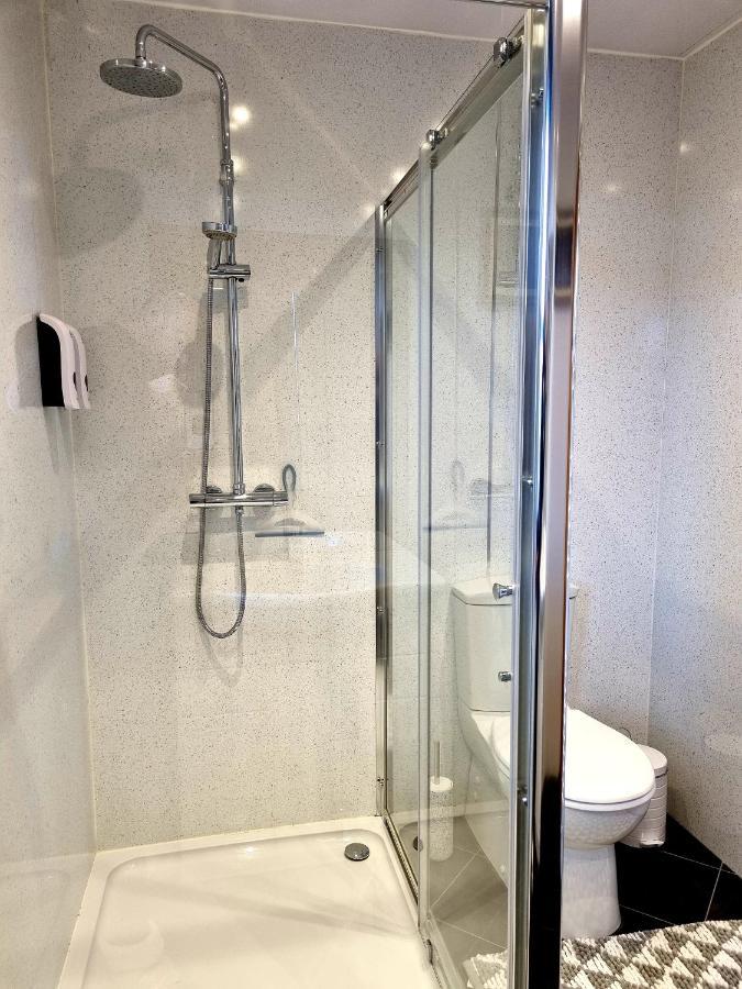 Inverness City 3 Bedroom House Free Parking Buitenkant foto