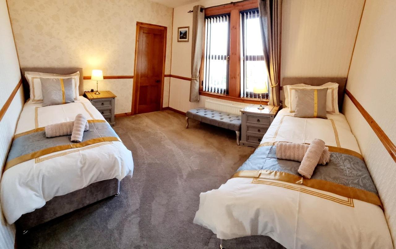 Inverness City 3 Bedroom House Free Parking Buitenkant foto