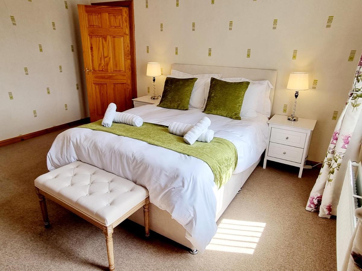 Inverness City 3 Bedroom House Free Parking Buitenkant foto